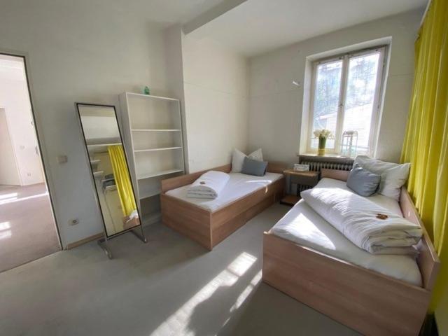 Ferienwohnung Am Franziskanergarten Bad Tölz Kamer foto