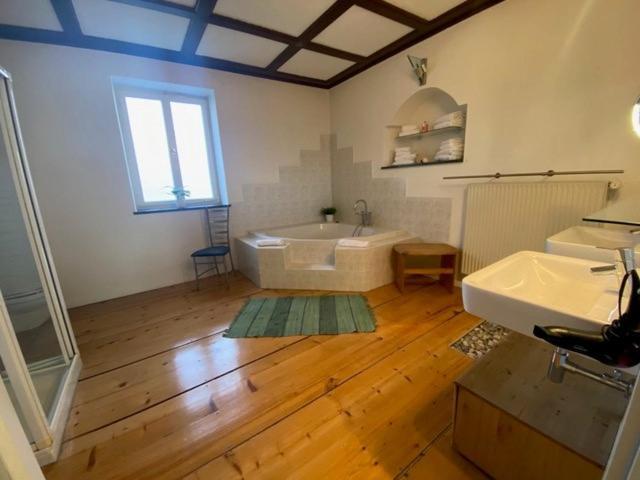 Ferienwohnung Am Franziskanergarten Bad Tölz Kamer foto