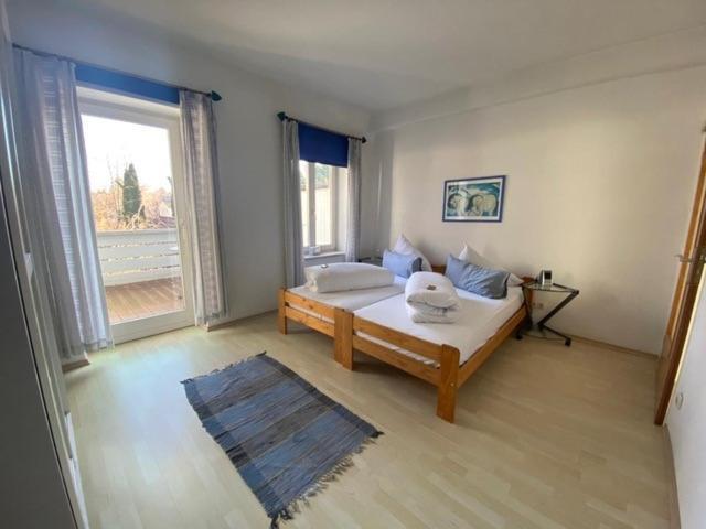 Ferienwohnung Am Franziskanergarten Bad Tölz Kamer foto