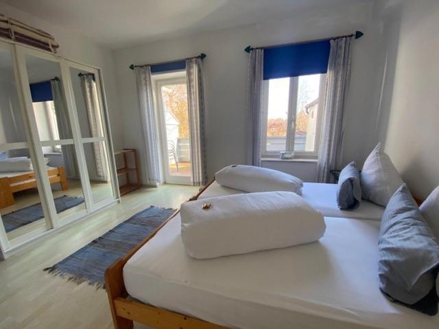Ferienwohnung Am Franziskanergarten Bad Tölz Kamer foto
