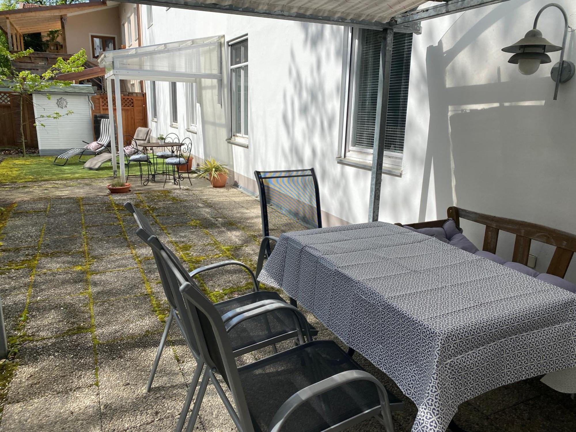 Ferienwohnung Am Franziskanergarten Bad Tölz Kamer foto