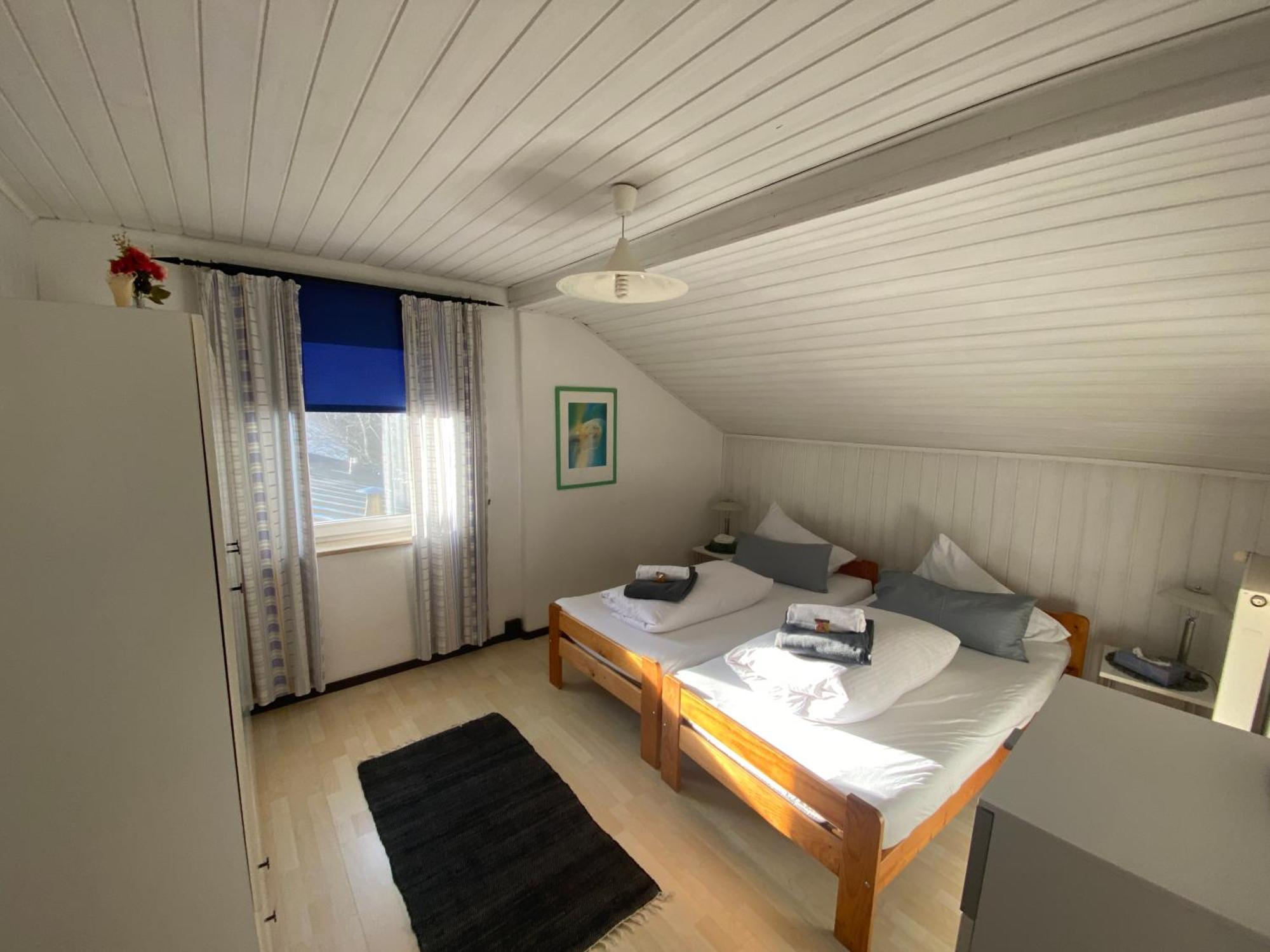 Ferienwohnung Am Franziskanergarten Bad Tölz Kamer foto